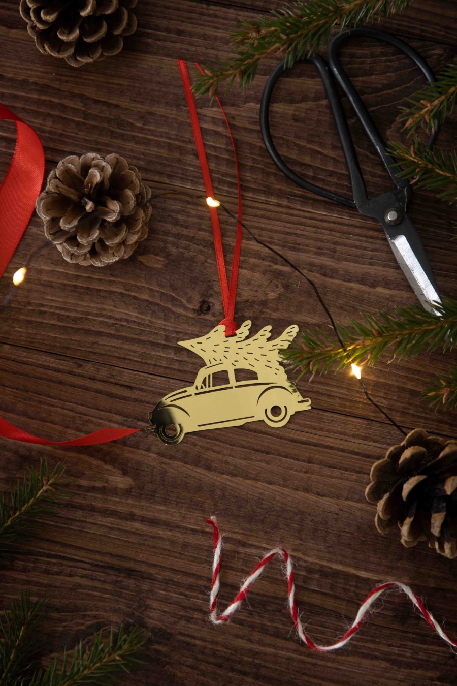 Koti Pluto Design | Hanging Deco Christmas Car, Gold