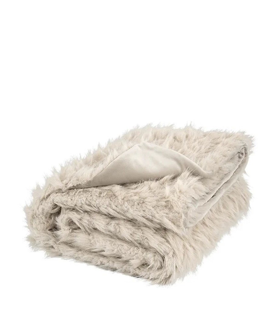 Koti Artwood | Cavalese Throw 127X150, Cream