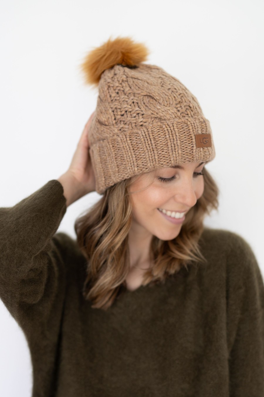 Kengat&Asusteet UGG | Cable Knit Beanie With Pom, Camel